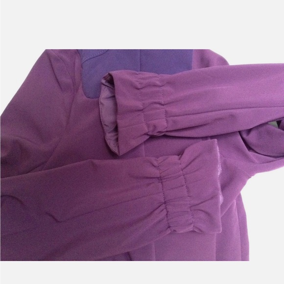 Lululemon Studio Softshell Hooded Jacket, plum/deep zinfandel: SZ 4 - Picture 2 of 5